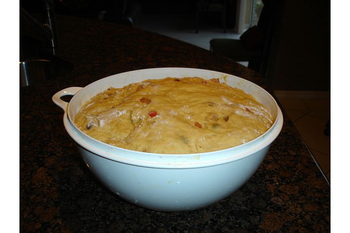 Bolo Rei Portuguese Kings Cake