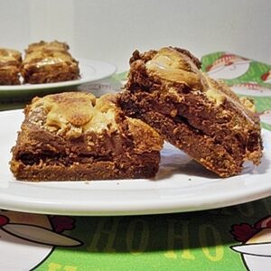 Gingerbread Smores Cookies 