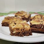 Gingerbread S’more Cookie Bars 