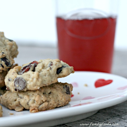 Oatmeal Craisin White Chocolate Cookies