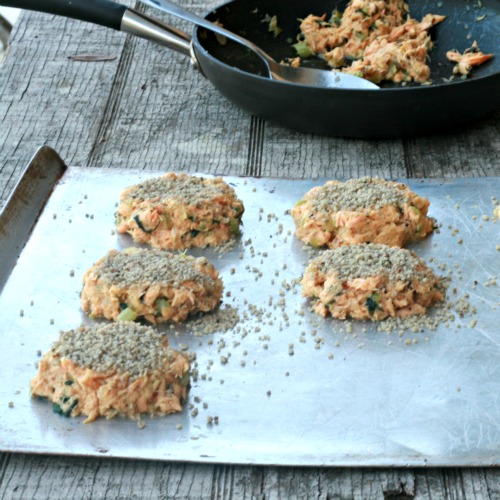 Walnut Crusted Salmon Cakes 