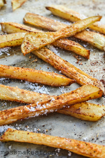 Sriracha and Parmesan Fries from Mess Makes Food