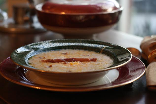 Garlic Potato Soup #SundaySupper 