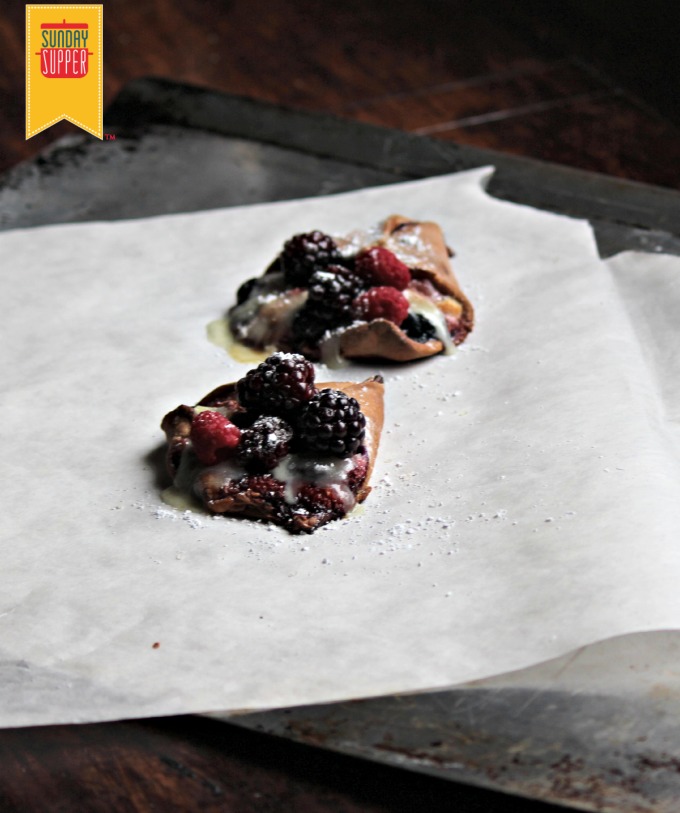 Brie Cheese Blackberry Bites 