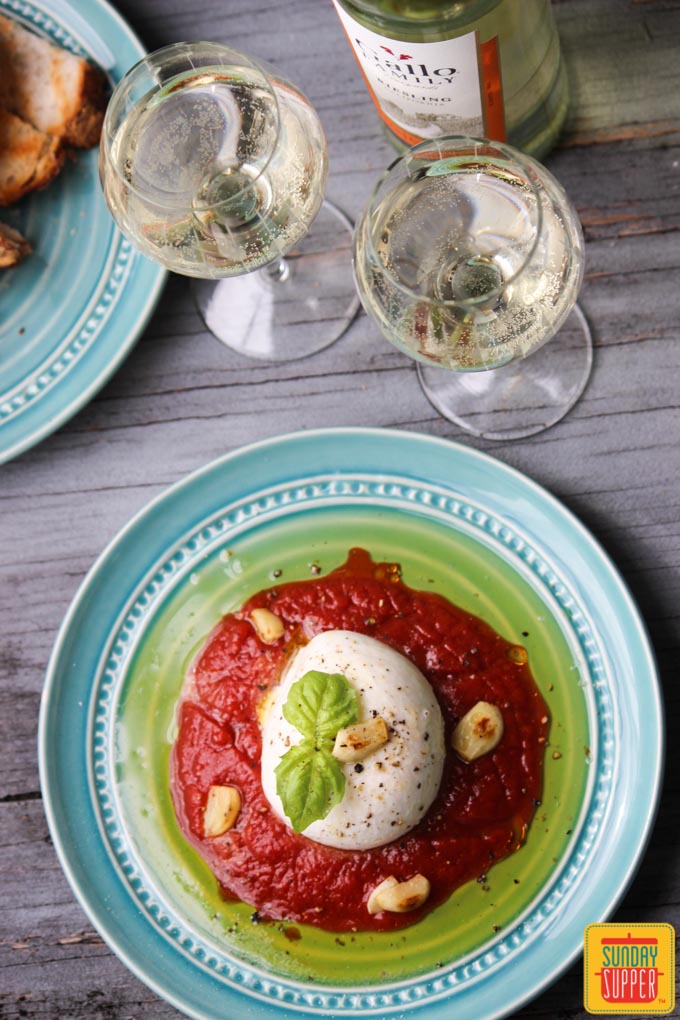 Burrata and Garlic Tomato Appetizer #SundaySupper