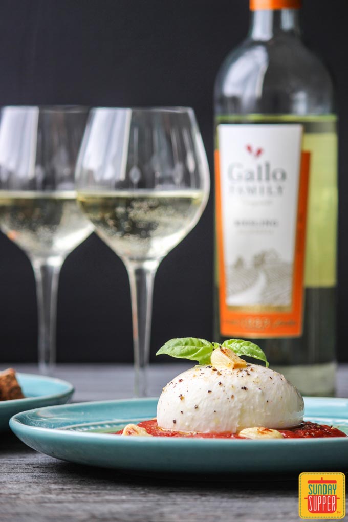 Burrata and Garlic Tomato Appetizer #SundaySupper