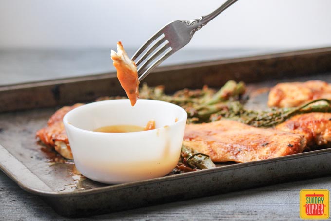 Quick Chicken & Baby Broccoli with Spicy Peanut Sauce #WeekdaySupper