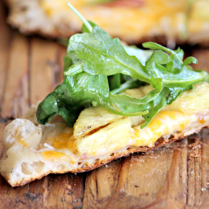 Grilled Pineapple Prosciutto and Arugula Pizza #SundaySupper 