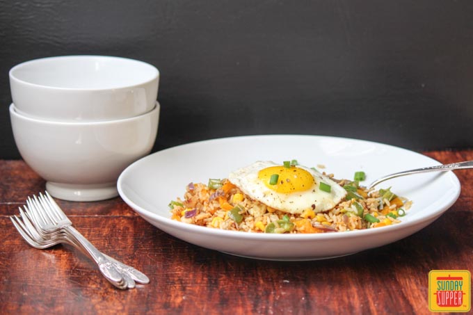 Chicken and Pepper Rice with Fried Egg #SundaySupper