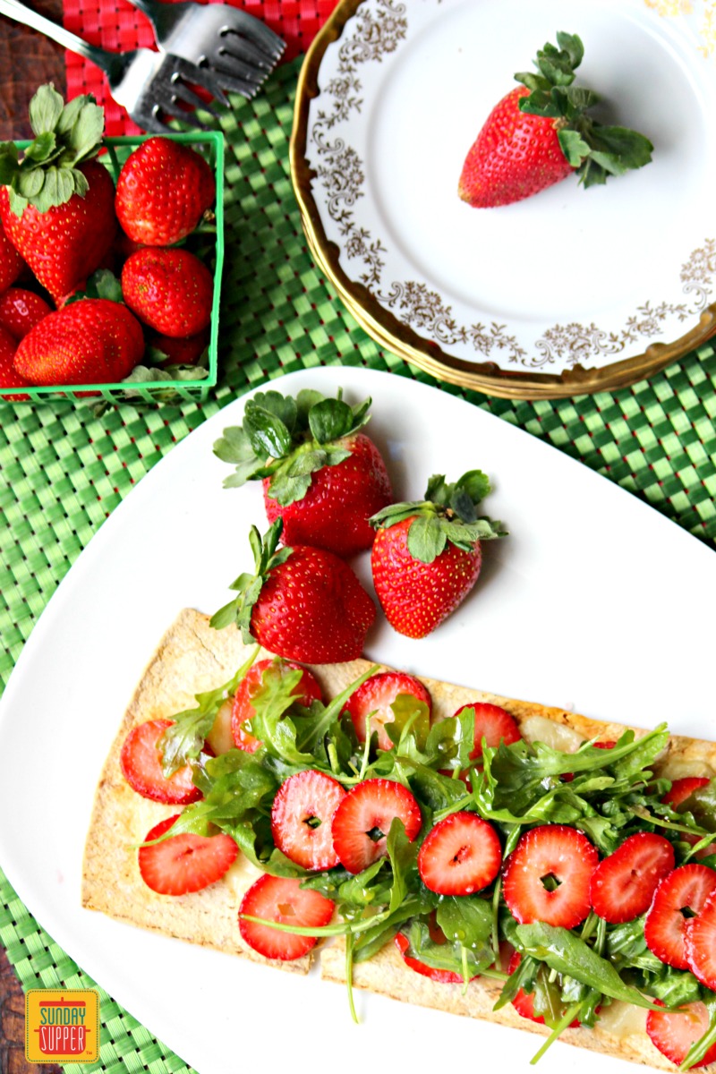 Strawberry Brie Flatbread Salad L