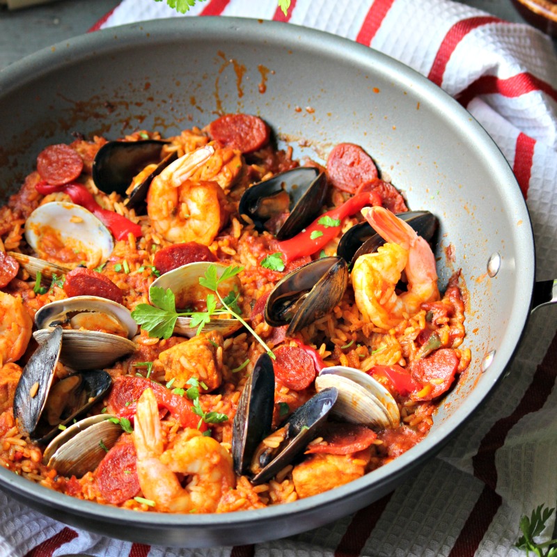 Portuguese Style Jambalaya #SundaySupper 