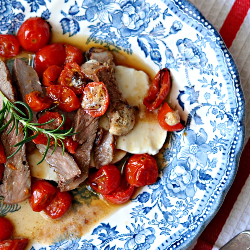 warm steak tomato and mozzarella salad #SundaySupper 